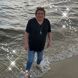 Meet your Posher, Leslie